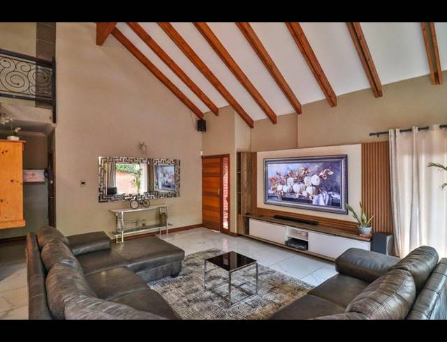 3 BEDROOM PROPERTY TO RENT IN EQUESTRIA